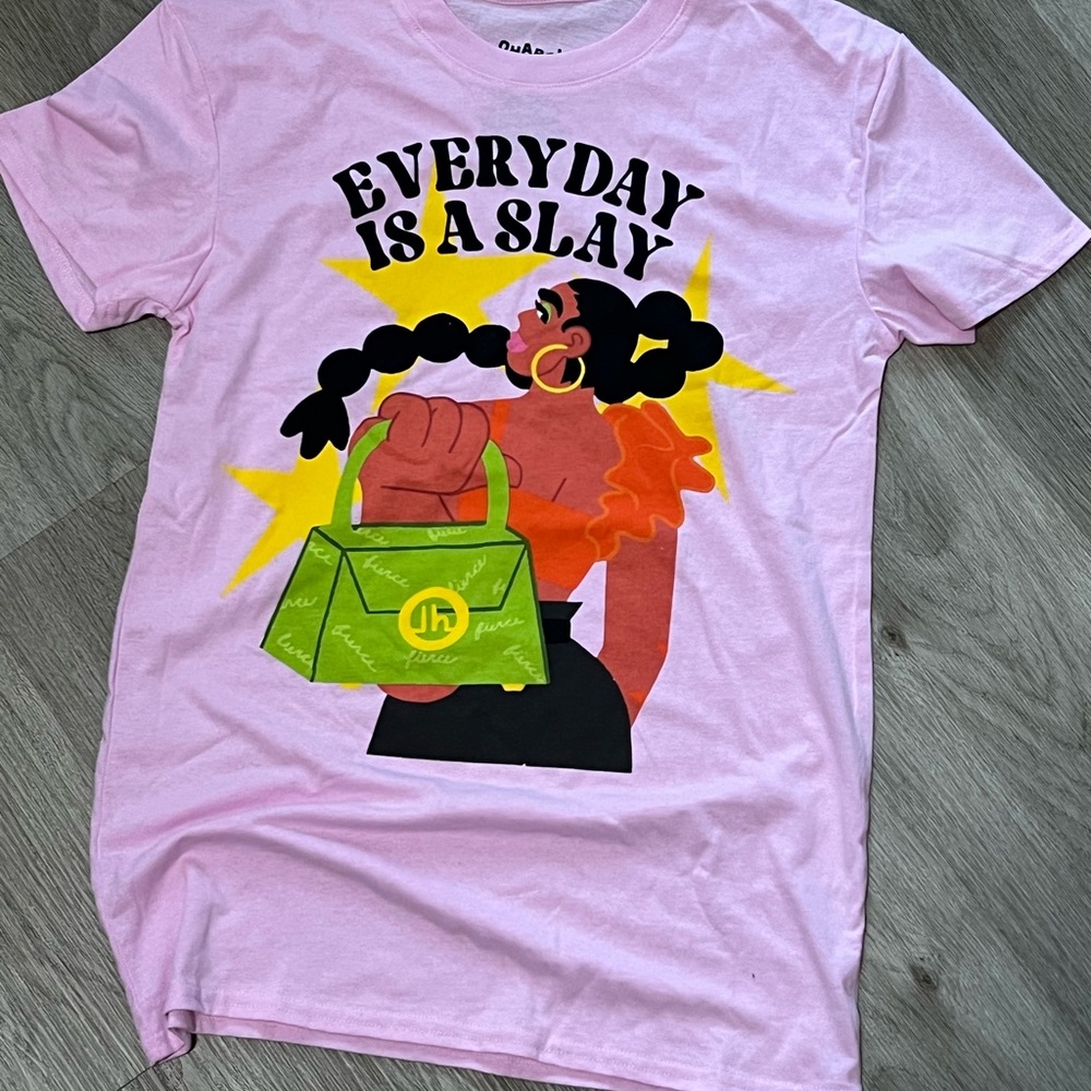 Pink Graphic Tee - Everyday Is A Slay